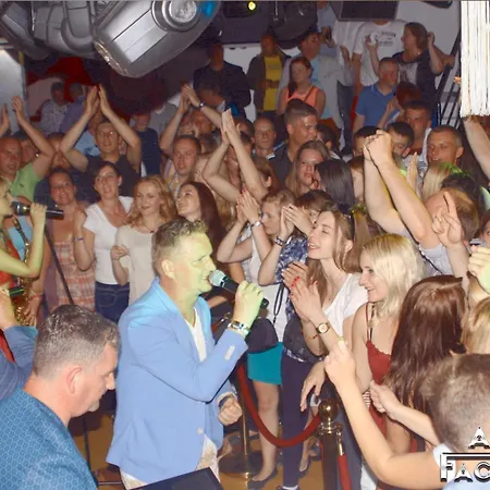 ホテル Hotel Jastrzebia Gora 3*